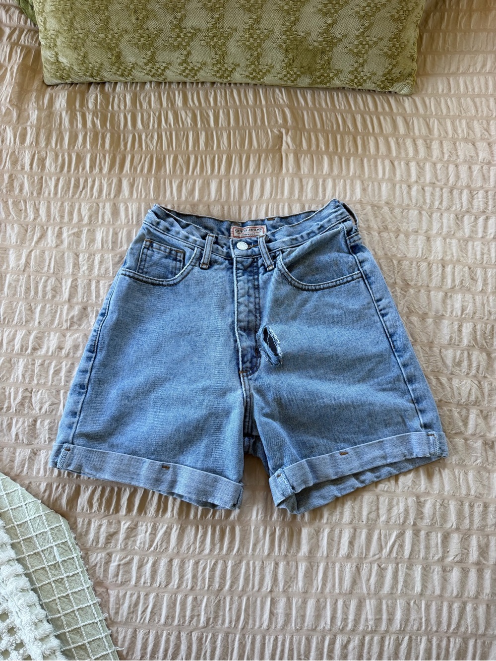Vintage Guess Light Wash Denim Jean Shorts